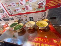 -柳州肥姨妈大骨螺蛳粉(江宁万达店)