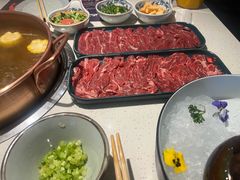 -牛村来人潮汕牛肉火锅(西单店)