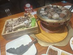 -一群羊手扒肉·火锅·早茶(远东公寓店)