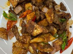 -尕西新疆大盘鸡(回辉村分店)