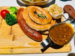 煎莫斯科香肠-俄士厨房(五棵松华熙LIVE店)