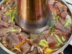 -撒拉人家.酸菜牦牛肉火锅