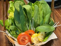 蔬菜拼盘-龙泉人椰子鸡(龙昆南总店)