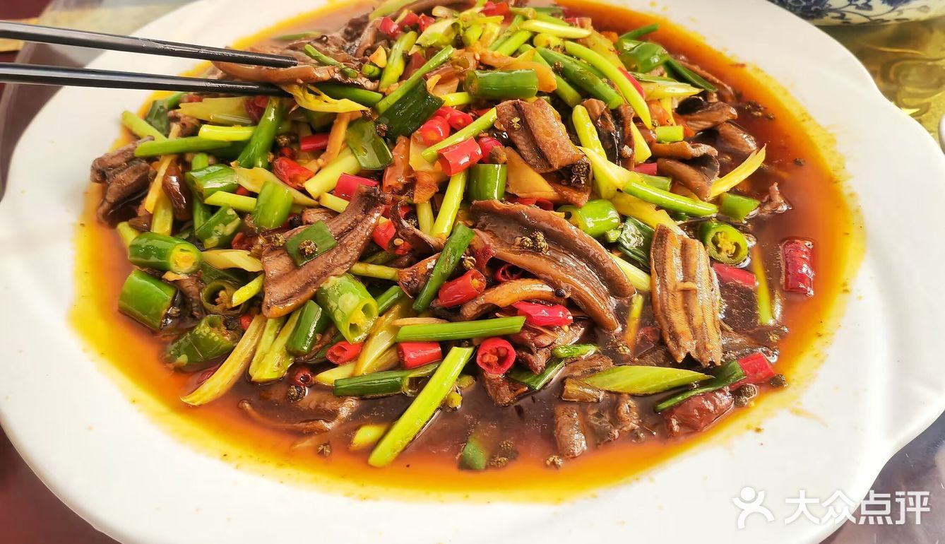 乡味美食游