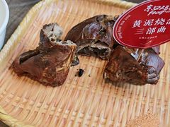 -东口码头·烧鸽子·鱼头泡饼·地方菜(金鹰悦城店)