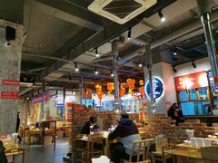 大堂-么肆烤肉·中式自助·烤肉大排档(街道口季佳PAI店)