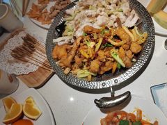 -小鱼小牛·鱼牛干锅·脆鱼火锅(世欧广场店)