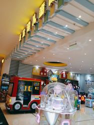 -多多淘儿童体验中心(重庆来福士店)