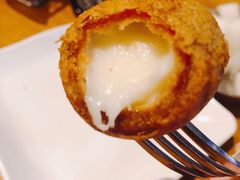 -BHC炸鸡(明洞总店)