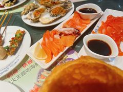 -四海一家自助餐(益田假日广场店)