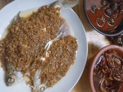 -老闵田螺馆·南昌市井菜·特色小吃(总店)