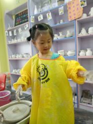 -泥娃娃DIY陶吧(易生活购物公园店)
