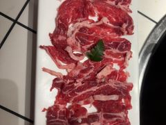 -热火朝天鲜切牛肉火锅(南强街巷店)