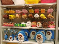 -LINE FRIENDS Garosu-gil Flagship Store