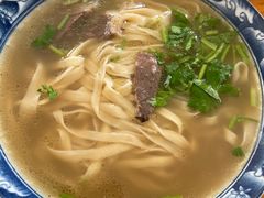 -十二忠手拉面(中华路店)