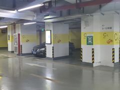 -建滔商业广场-地下停车场