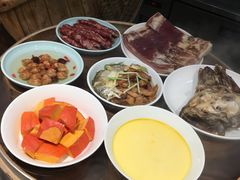 -梁家大院•农家菜(昆山会展中心店)