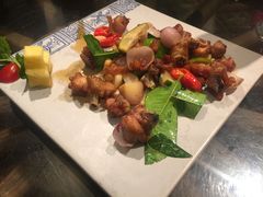 傣式柠檬香叶鸡-云海肴·汽锅鸡·云南菜(天山百盛优客店)