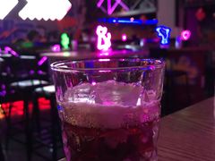 -UP嘻哈酒吧(粉巢店)