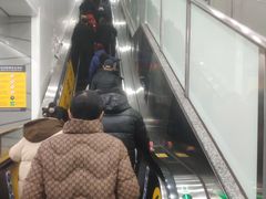 -建设三路(地铁站)