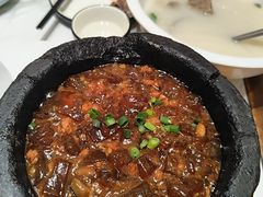 -梅利汴京烤鸭•开封豫菜地标店(东大街店)