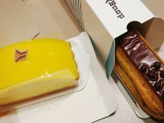 巧克力闪电泡芙-Dough&Joe团憩(瑞虹天地月亮湾店)