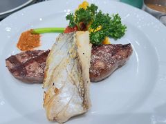 -西语·炭烧牛排(卓越中寰店)