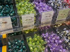 -VENCHI 闻绮(北京国贸商城店)