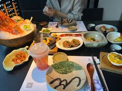 -花潮料理艺食馆(成都万象城店)