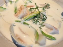 周打海鲜汤-巴别塔法餐舍(合作路店)