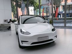 -TESLA 特斯拉(广州天环广场体验店)