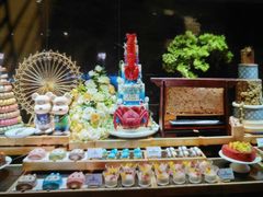 -雍容荟帝王蟹活龙虾展台自助(IFS黑金店)