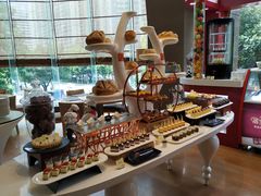 甜品蛋糕-威珀斯酒店·珀萃美食餐厅 | 海鲜刺身·现烤生蚝·特色烤肉