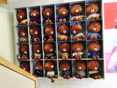 -LINE FRIENDS Garosu-gil Flagship Store