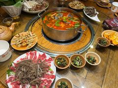 -亮欢寨酸汤鱼(沙冲路店)