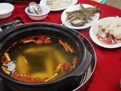 -花苑美食横琴生蚝火锅(拱北粤华路店)