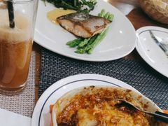 三文鱼柳配芦笋-LA MAISON公鸡和龙(蛇口店)