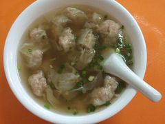 -张阿三馄饨店