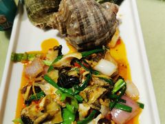 -阿浪海鲜连锁加工店(B栋2排1号火车头店)