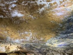 -巴马水晶宫