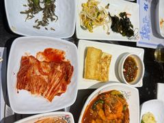 -青松馆韩国料理(香港中路佳世客店)