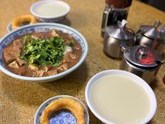 -门框胡同百年卤煮(新街口店)