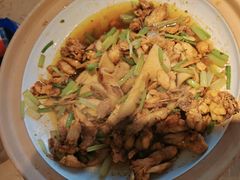 -陈大锅·岳阳鱼馆·地道岳阳菜(美食街店)