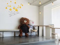 -顶东面包花园·生日蛋糕(世博店)