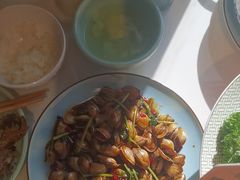 -嗨辣小聚·盘锦河蟹·海鲜烧烤龙虾(盘锦十年好店)