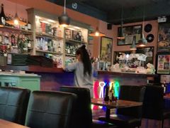 -SISTERS BAR RESTAURANT川意酒馆(嘉善老市H楼店)