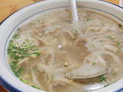 大围山菌子肉片汤-憨伢子·家常菜小食堂·有锅气の炒菜(江汉路店)