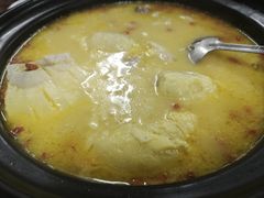 -广味炭炉鸡煲(宝业路分店)