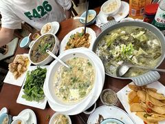 -东北风味思缘食府(对湖路店)