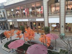 -王府井奥莱临潼小镇(临潼店)